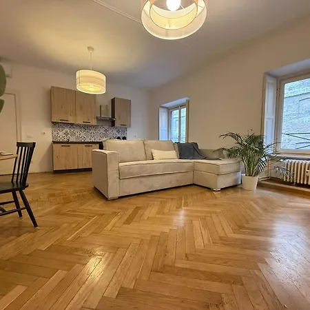 Apartamento San Primo - 5 Min Da Via Montenapoleone Milán